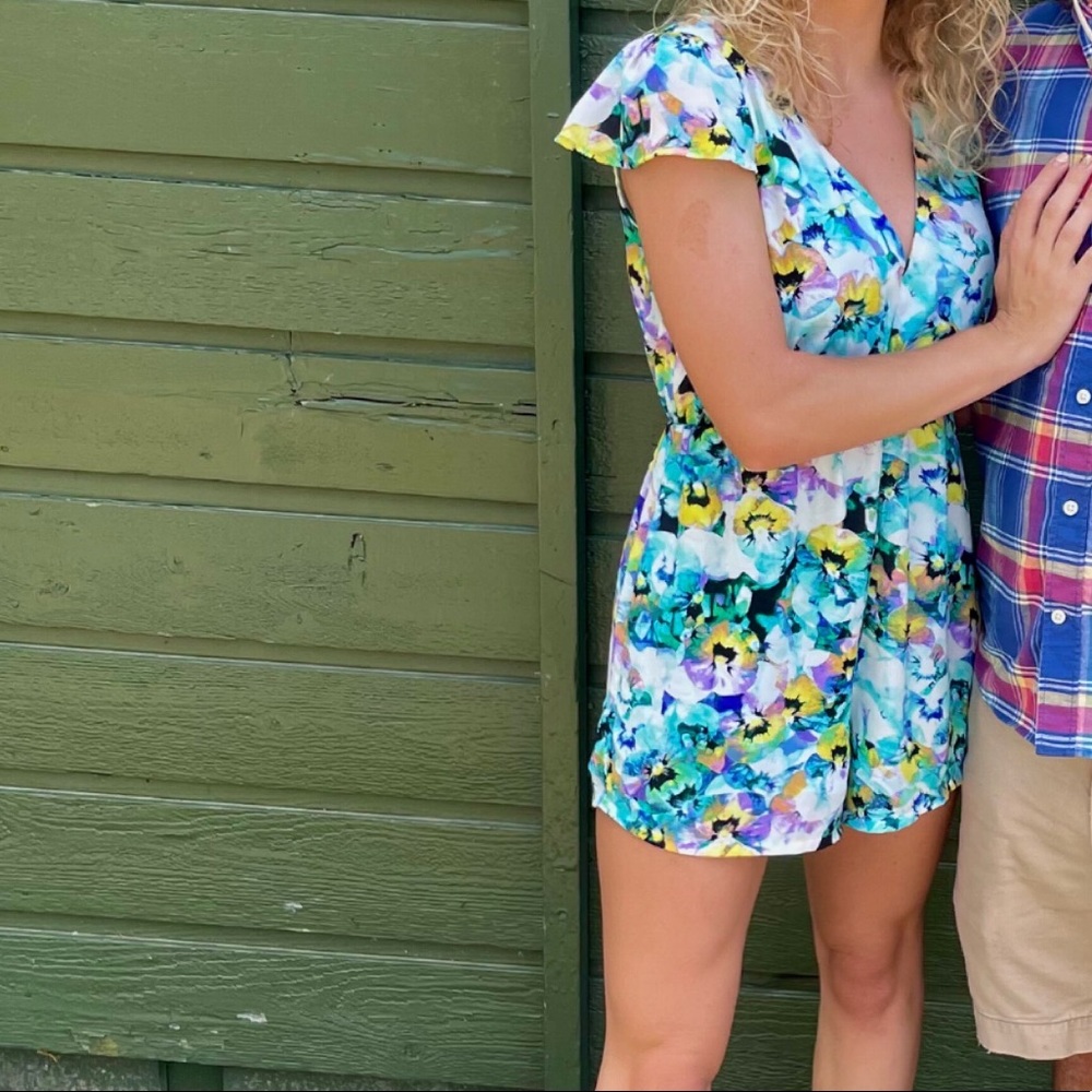 Floral V-Neck Ruffle Romper